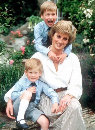 Princess-Diana-and-price-William-and-prince-Harry