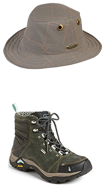Hat / Hiking Boots