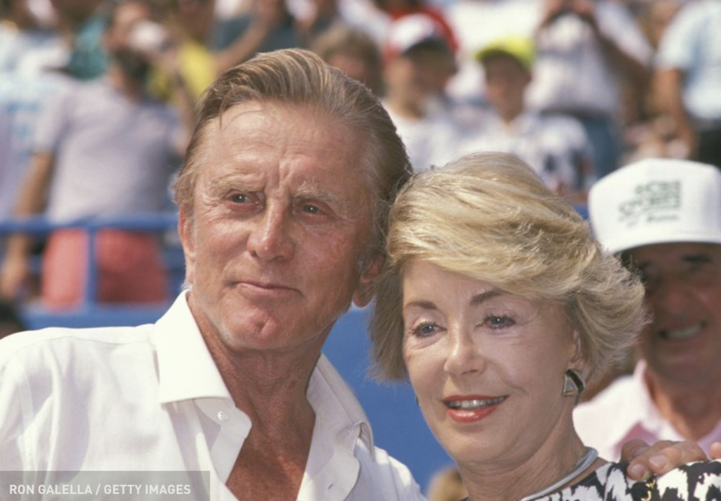 Weekly fave 5
Town & Country , Kirk Douglas the american film's star life in pictures.