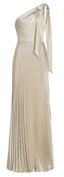 I have recently been enjoying the Creme de la Creme in women's dresses. From an elegant luncheon for Max Mara at the Colony to Sunday Polo,