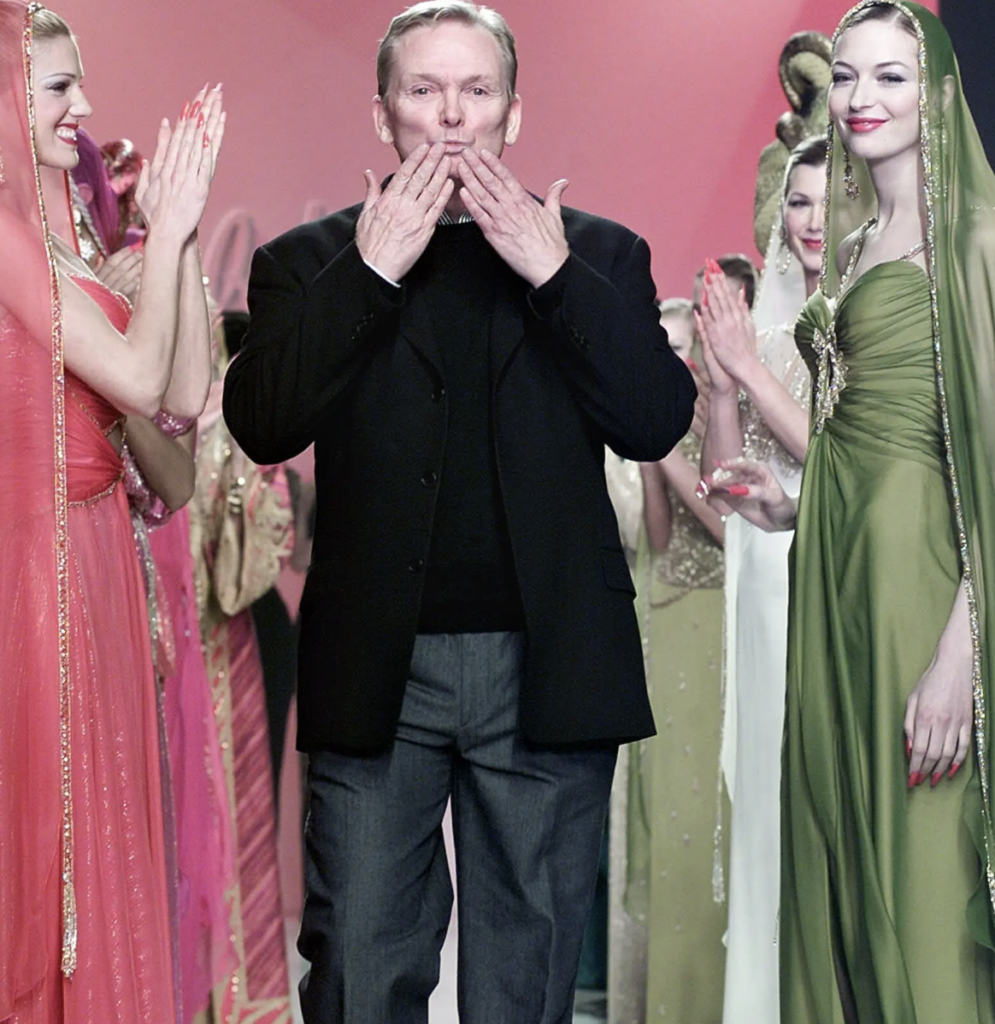 Bob Mackie, Designer Who Bedazzled Carol Burnett and Cher, Dies at 87